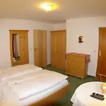 Gaestehaus Wiesenhof 3* Fischen im Allgaeu
