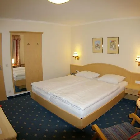 Gaestehaus Wiesenhof Guest house Fischen im Allgaeu
