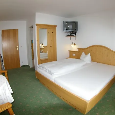 Gaestehaus Wiesenhof Guest house