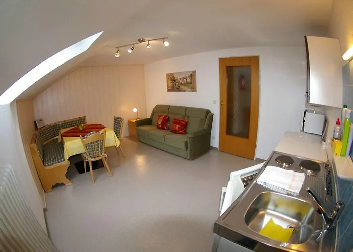 Penzion Gaestehaus Wiesenhof 3*